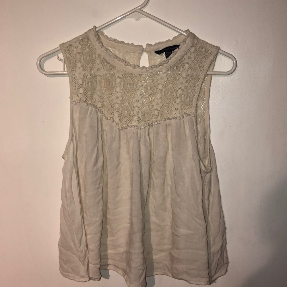 creme color american eagle lace tank top